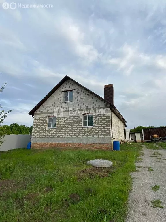Дом в село Стрелецкое, Петровская улица, 22 (83 м) - Фото 0