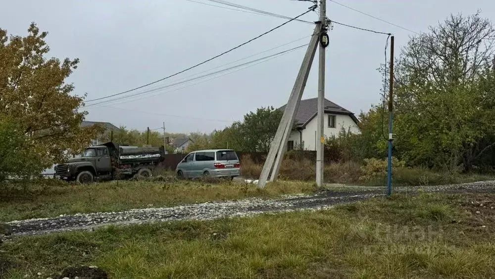 Участок в Краснодарский край, Крымск Озерки мкр, ул. Дивизионная (7.0 ... - Фото 1