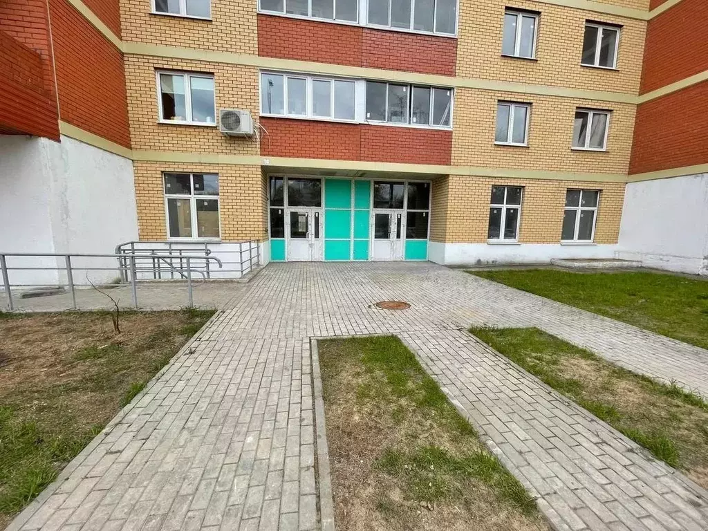 Помещение свободного назначения в Московская область, Лобня Батарейная ... - Фото 1