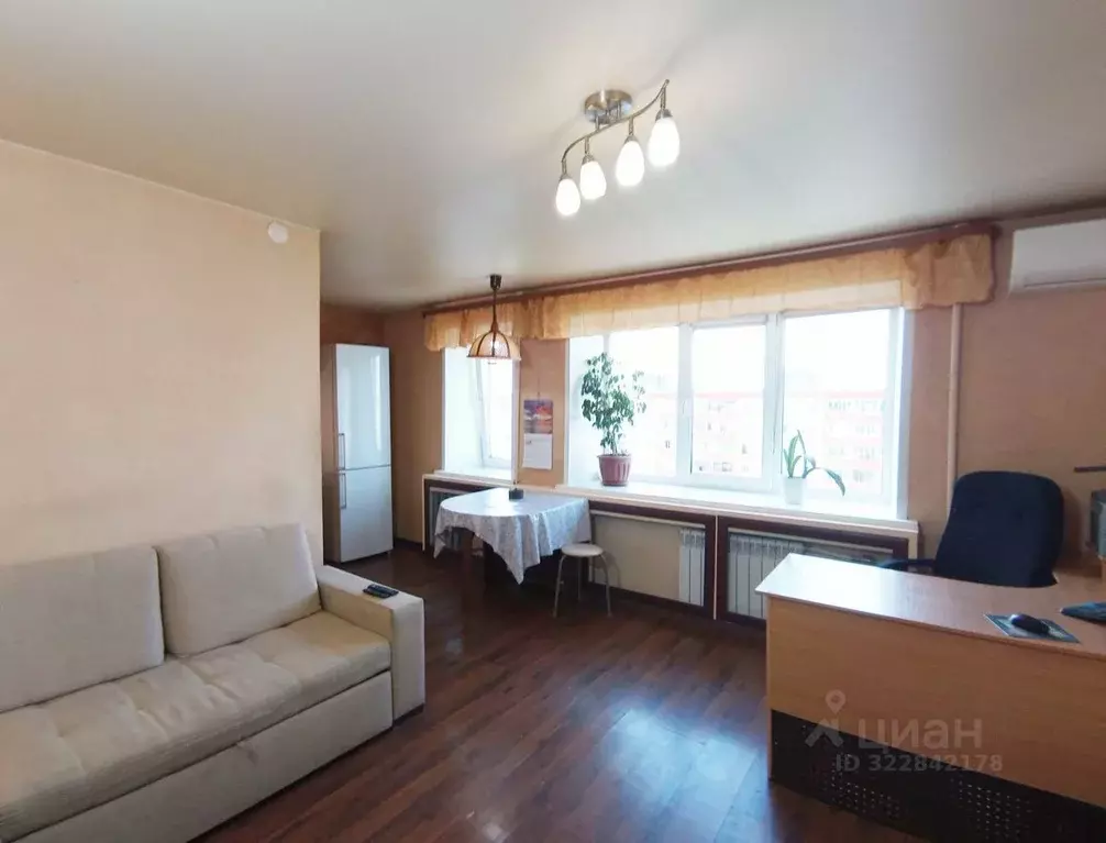 4-к кв. Пермский край, Пермь ул. Желябова, 10 (75.5 м) - Фото 1