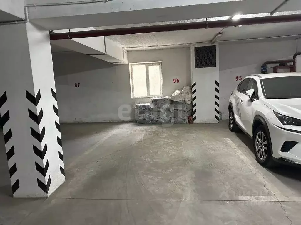 Гараж в Крым, Алушта ул. Школьная (18 м) - Фото 2