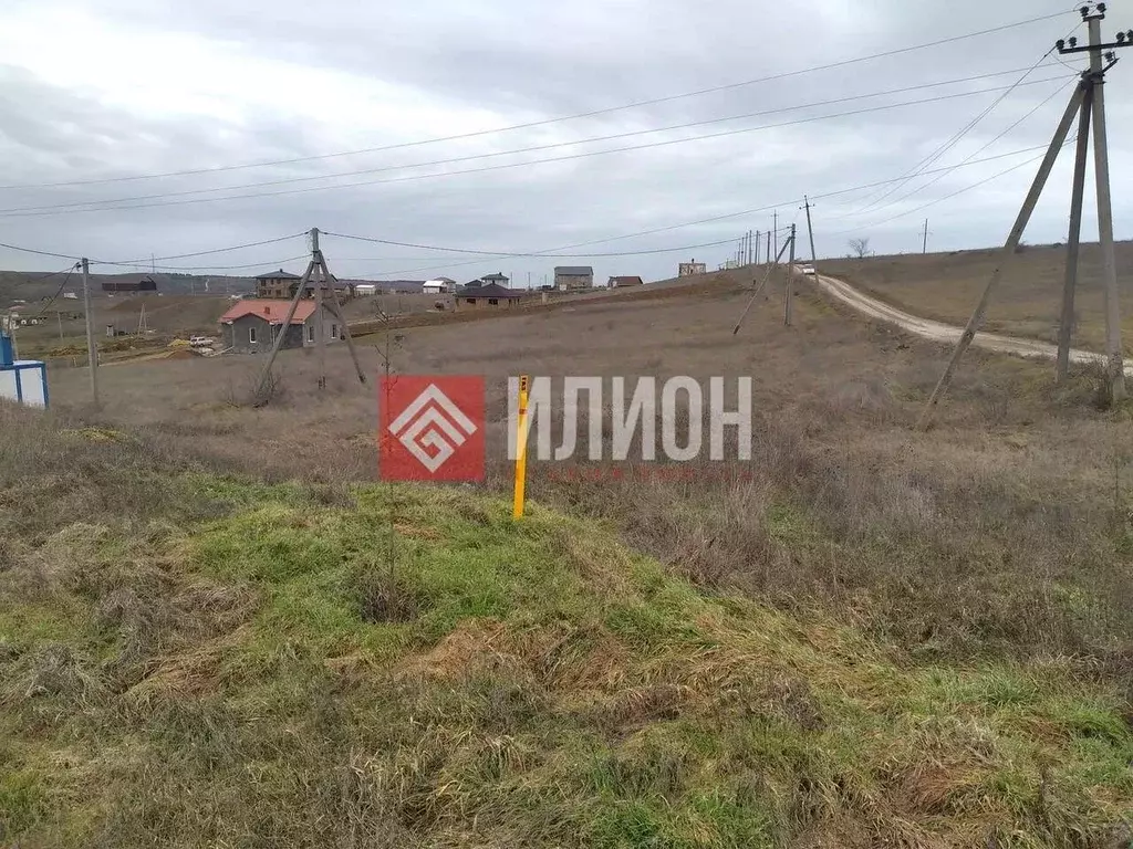 Участок в Крым, Симферопольский район, Пожарское с/пос, с. Водное ул. ... - Фото 2