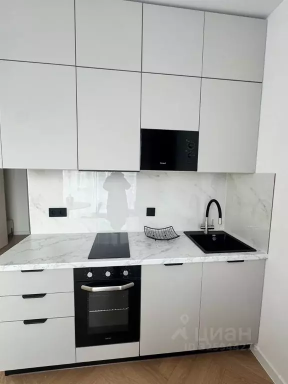 1-к кв. Тюменская область, Тюмень Комбинатская ул., 16к1 (31.0 м) - Фото 1