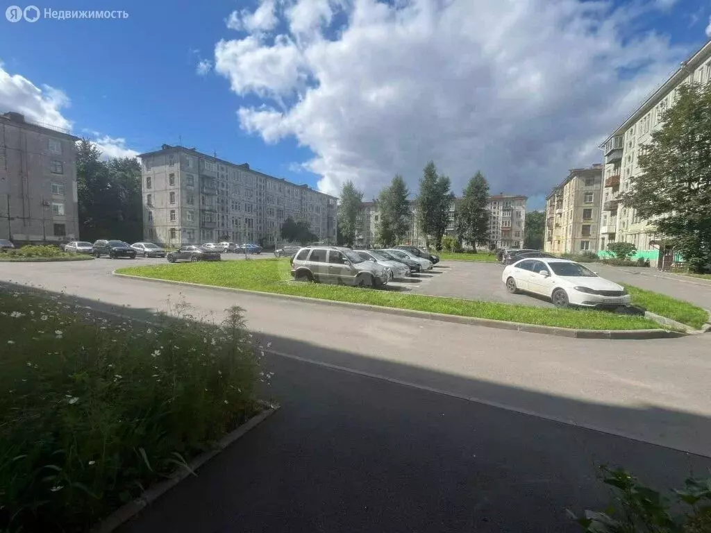3-комнатная квартира: Череповец, бульвар Доменщиков, 47 (77.3 м) - Фото 1