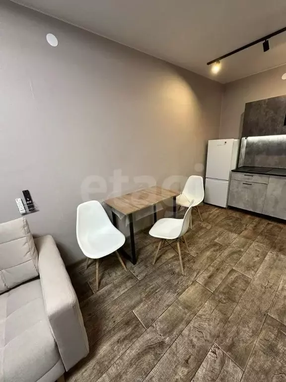 Студия Тюменская область, Тюмень ул. Василия Малкова, 12 (28.2 м) - Фото 2