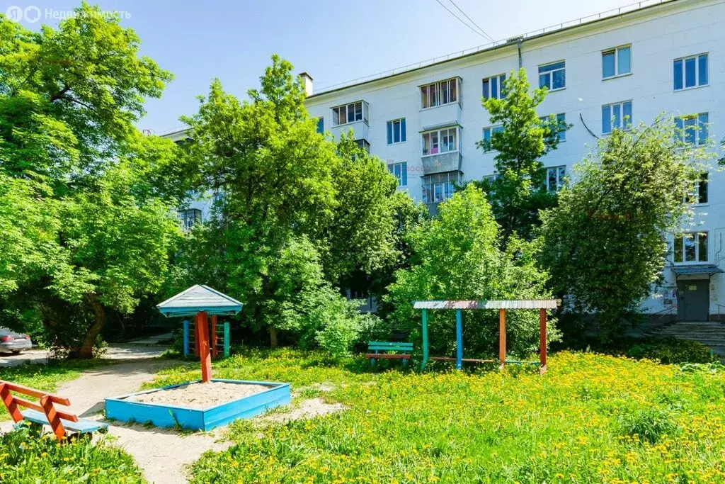 3-комнатная квартира: Екатеринбург, жилой район Уралмаш, улица ... - Фото 1