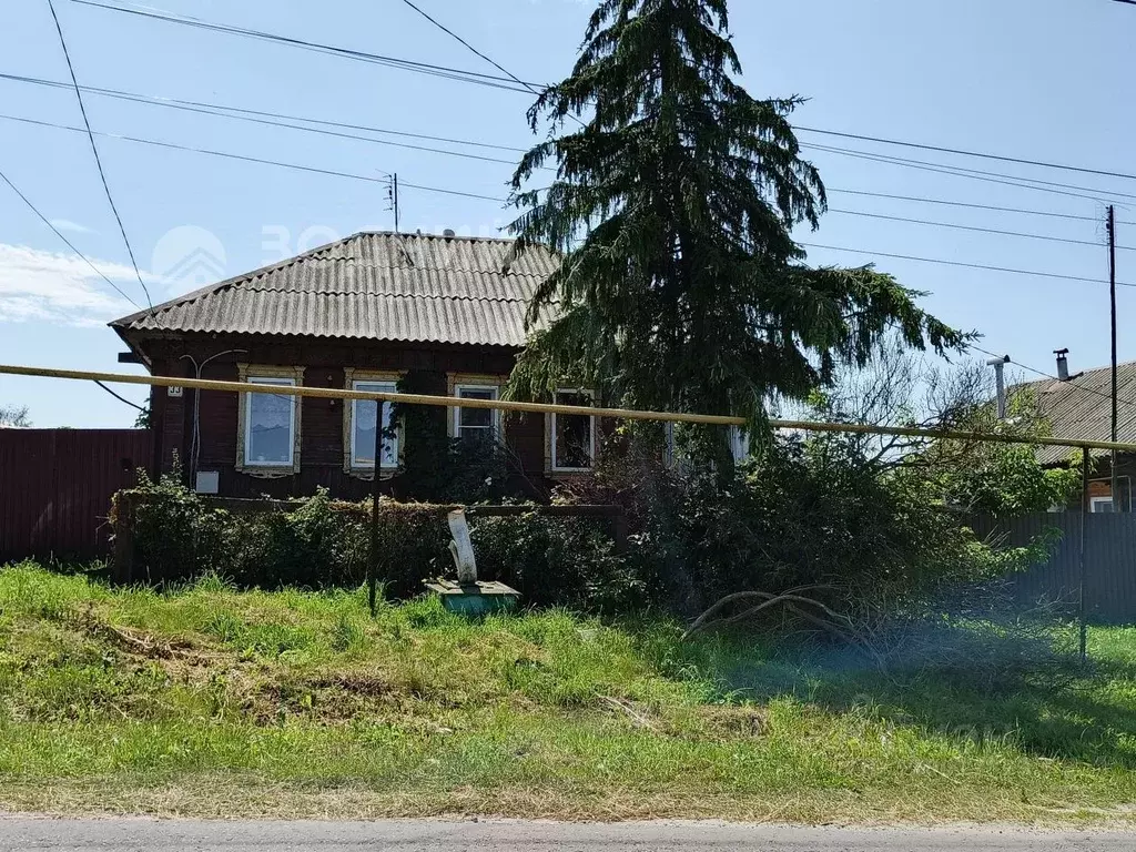 Дом в Чувашия, с. Порецкое ул. Октябрьская, 33 (48 м) - Фото 1