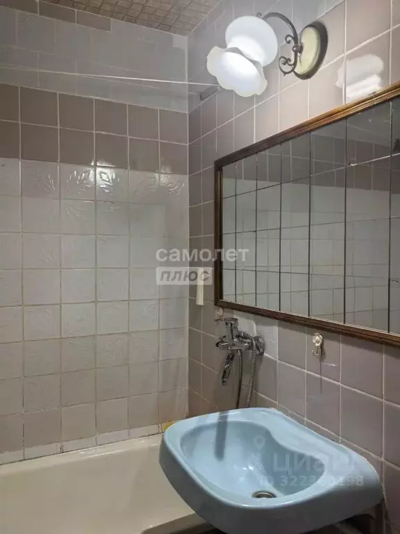 3-к кв. Ханты-Мансийский АО, Нижневартовск ул. 60 лет Октября, 56 ... - Фото 1