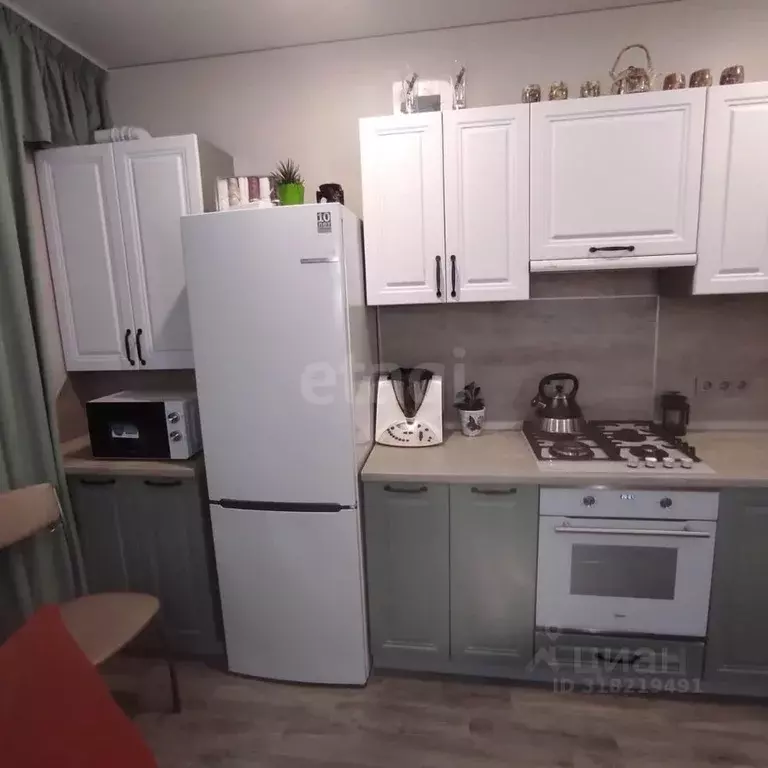 3-к кв. Ростовская область, Батайск Артемовская ул., 142Г (83.0 м) - Фото 0