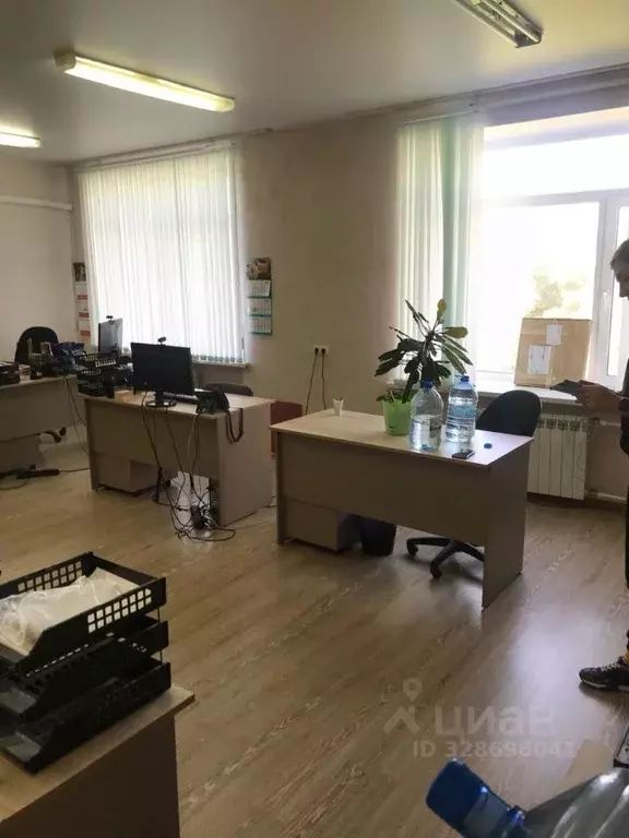 Офис в Новосибирская область, Новосибирск ул. Немировича-Данченко, 165 ... - Фото 1