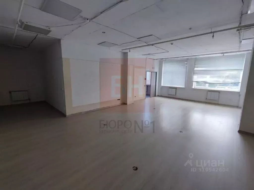 Офис в Свердловская область, Екатеринбург ул. 8 Марта, 12А (65 м) - Фото 1