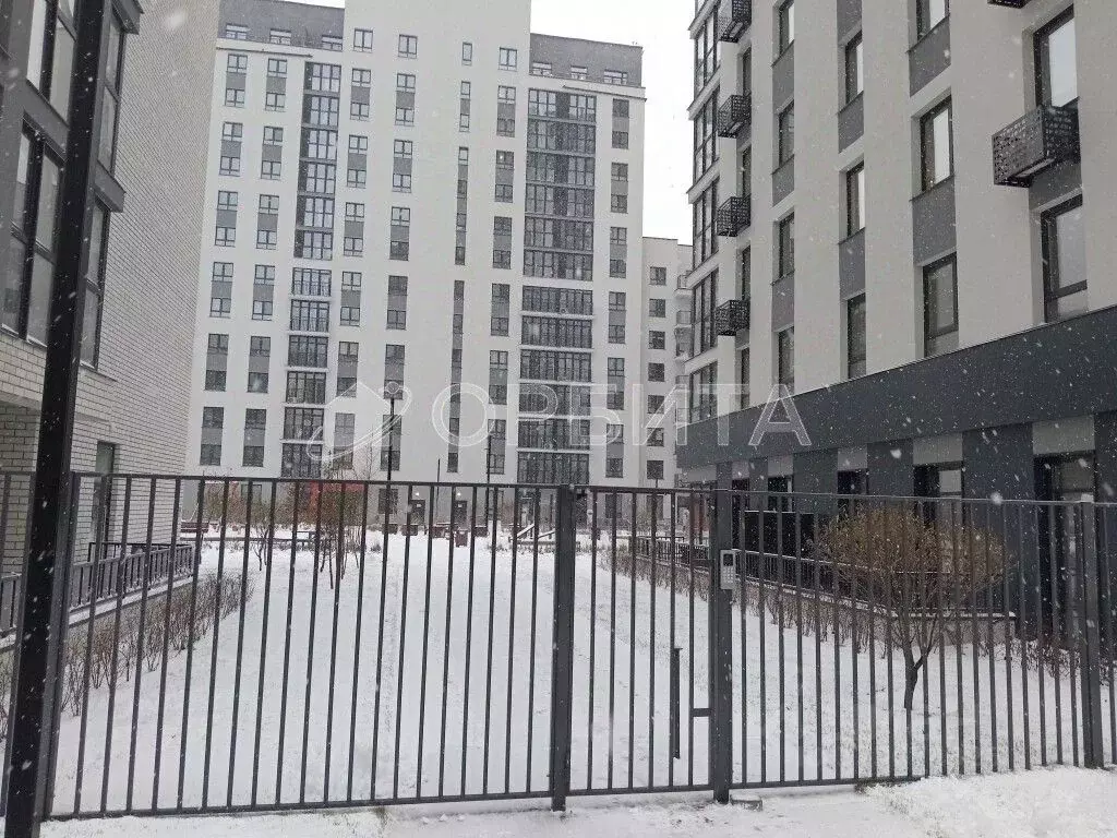 2-к кв. Тюменская область, Тюмень ул. Николая Глебова, 3 (56.5 м) - Фото 1