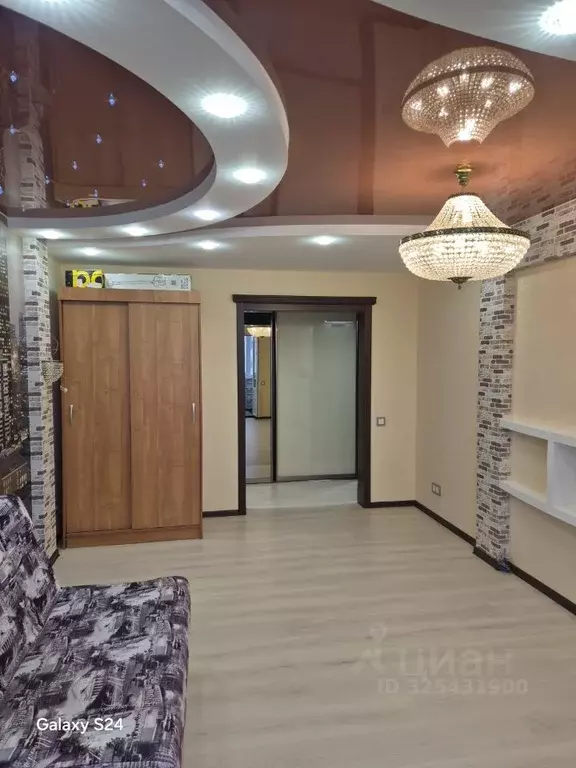 3-к кв. Саратовская область, Саратов ул. Имени А.В. Плякина, 8 (81.8 ... - Фото 2