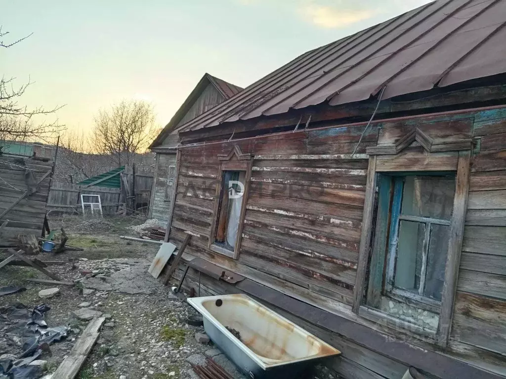 Дом в Саратовская область, Саратов Рабочая ул., 196 (45 м) - Фото 0