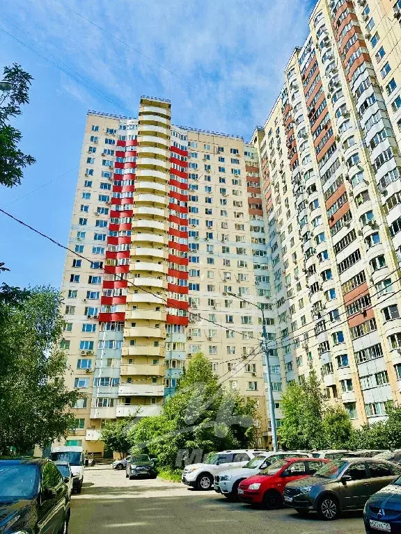 Продается 3-комнатная квартира - Фото 1