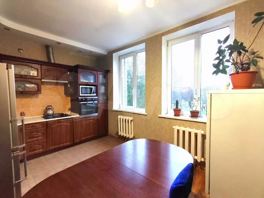 3-к. квартира, 87 м, 3/3 эт. - Фото 0