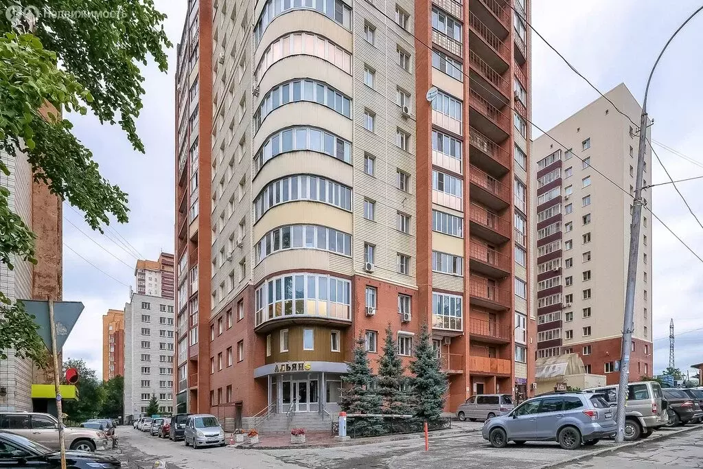 4-комнатная квартира: Новосибирск, улица Бориса Богаткова, 65 (126.8 ... - Фото 1