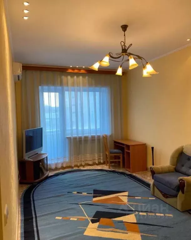 2-к кв. Новосибирская область, Новосибирск Линейная ул., 122 (52.5 м) - Фото 0