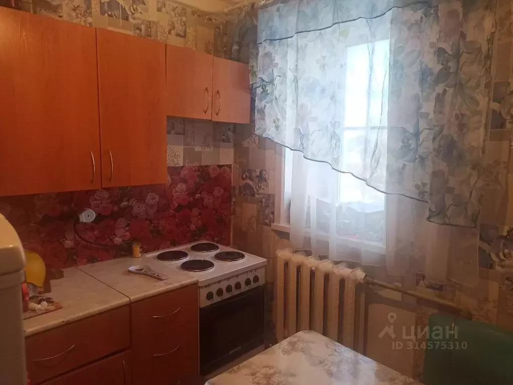 1-к кв. Иркутская область, Слюдянка ул. Бабушкина, 5 (31.1 м) - Фото 0