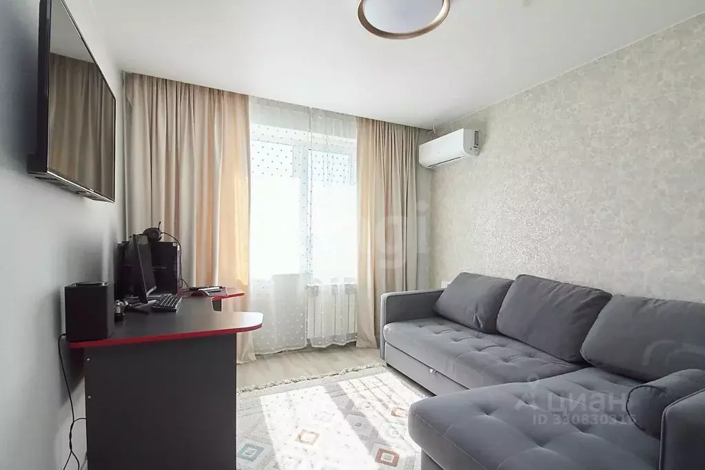 1-к кв. Тюменская область, Тюмень ул. Малыгина, 82 (35.0 м) - Фото 0
