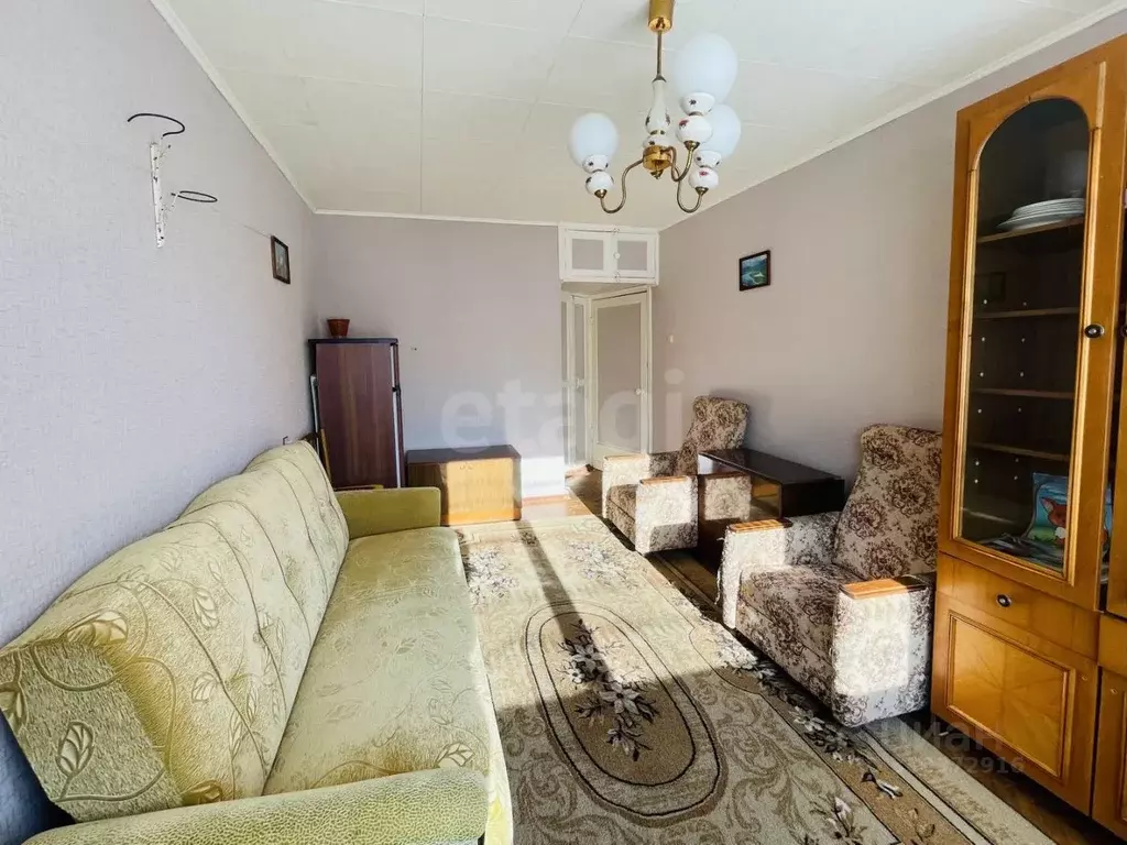 2-к кв. Псковская область, Остров ул. ДОС, 14 (42.2 м) - Фото 1
