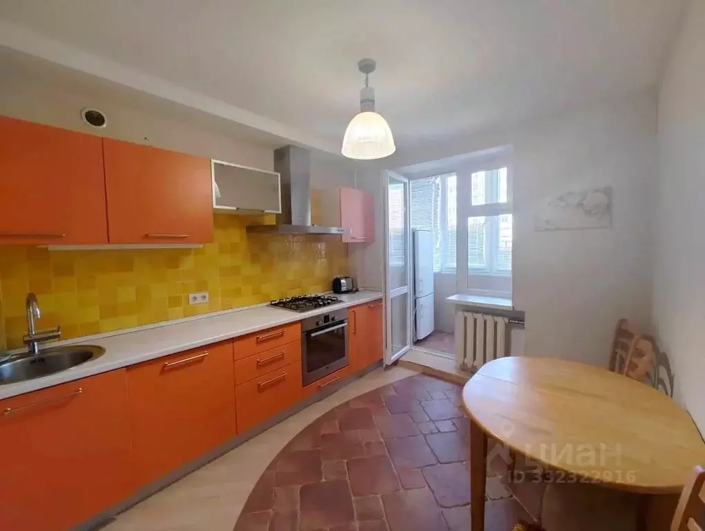 3-к кв. Крым, Симферополь ул. Лексина, 54 (66.0 м) - Фото 1