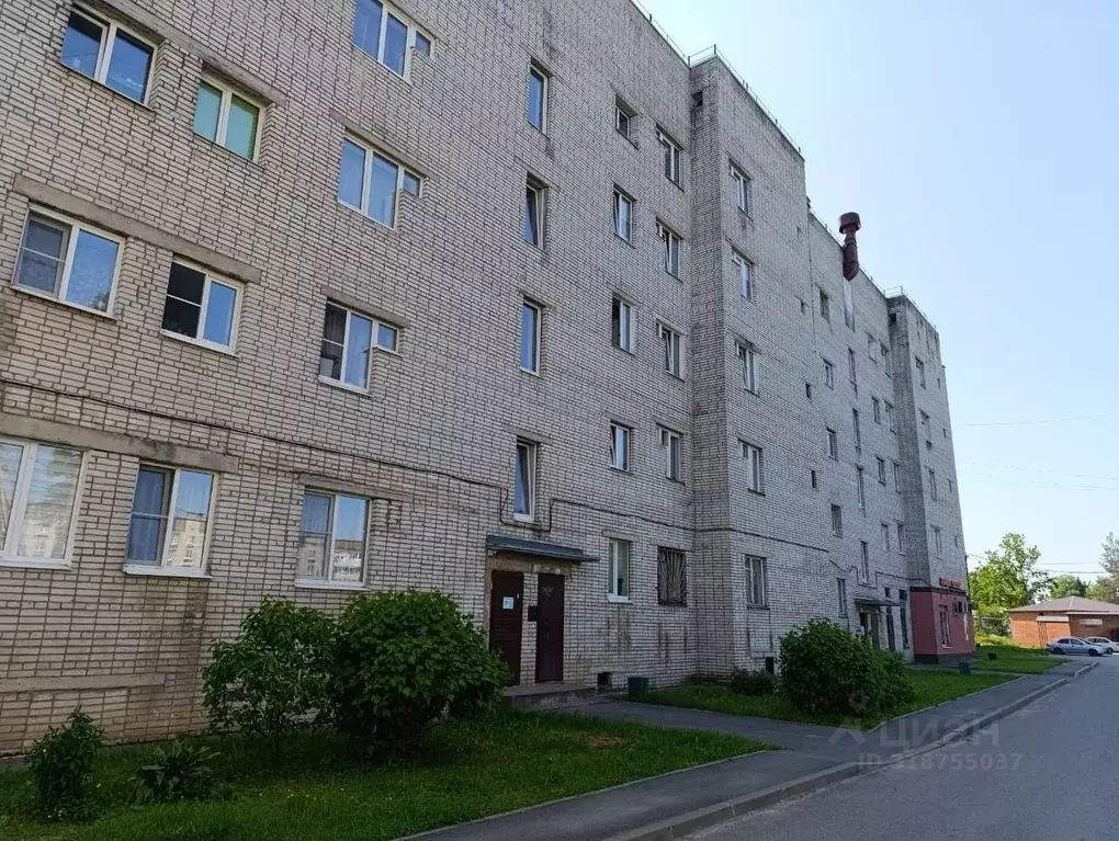 Комната Ленинградская область, Волосово Ленинградская ул., 5 (25.2 м) - Фото 1