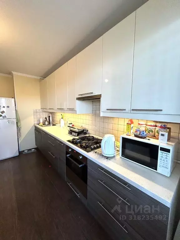 Квартира, 3 комнаты, 81.2 м - Фото 0