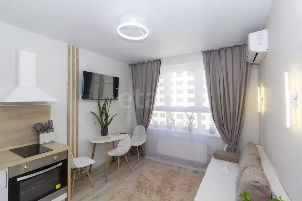 1-к кв. Тюменская область, Тюмень ул. Василия Малкова, 10 (33.2 м) - Фото 1