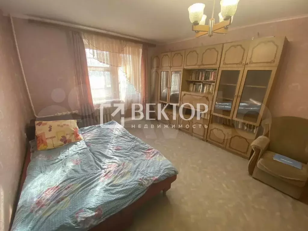 1-к. квартира, 39 м, 1/10 эт. - Фото 0