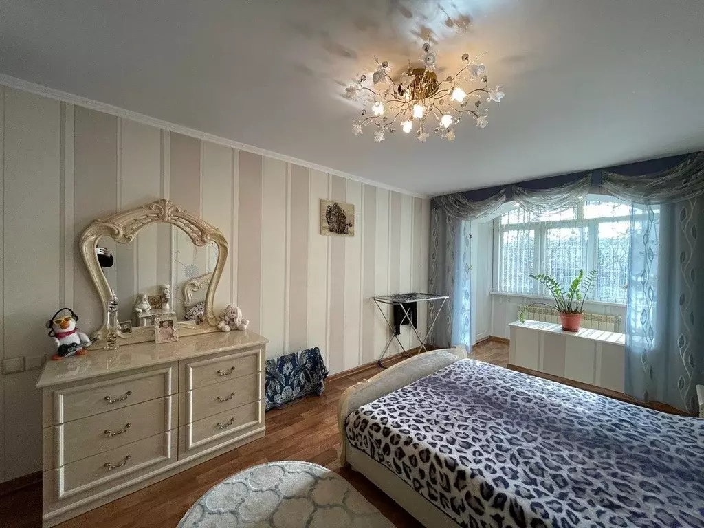 3-к кв. Крым, Евпатория просп. Победы, 30 (70.0 м) - Фото 1