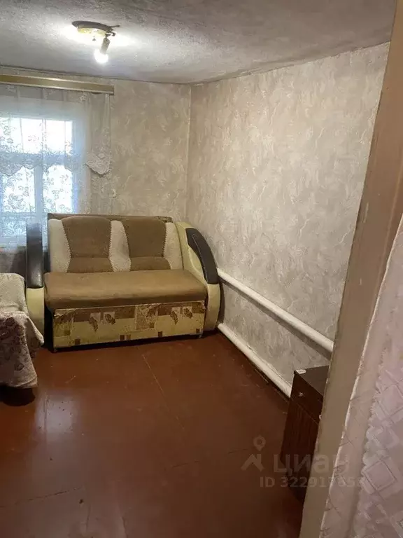 Дом в Ростовская область, Батайск ул. Комарова, 15 (50 м) - Фото 1