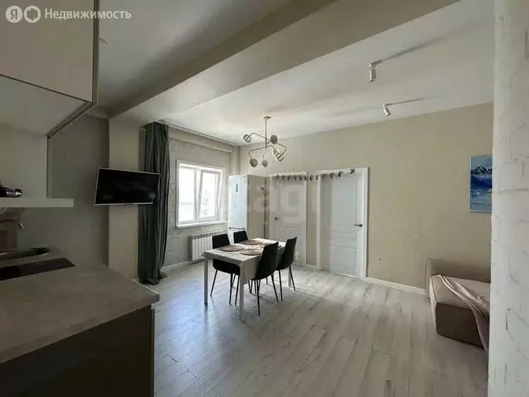 3-комнатная квартира: Иркутск, Байкальская улица, 236/2 (63 м) - Фото 2