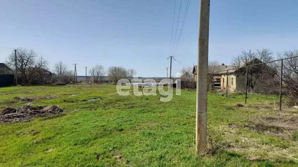 Дом в Саратовская область, Балашовский район, с. Тростянка ... - Фото 0