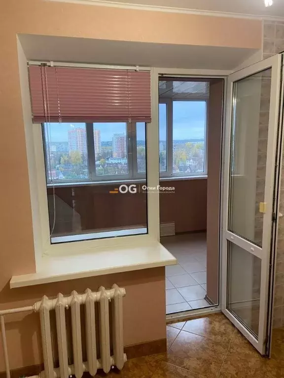 2-к кв. Брянская область, Брянск ул. Медведева, 56 (54.0 м) - Фото 2