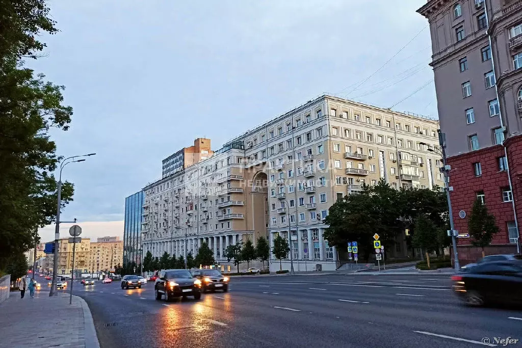 Продается 3-комнатная квартира - Фото 1