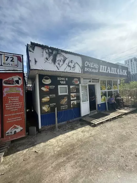 Помещение свободного назначения в Тюменская область, Тюмень ул. 50 лет ... - Фото 1