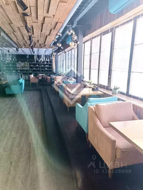 Торговая площадь в Пермский край, Березники Набережная ул., 41В (210 ... - Фото 2