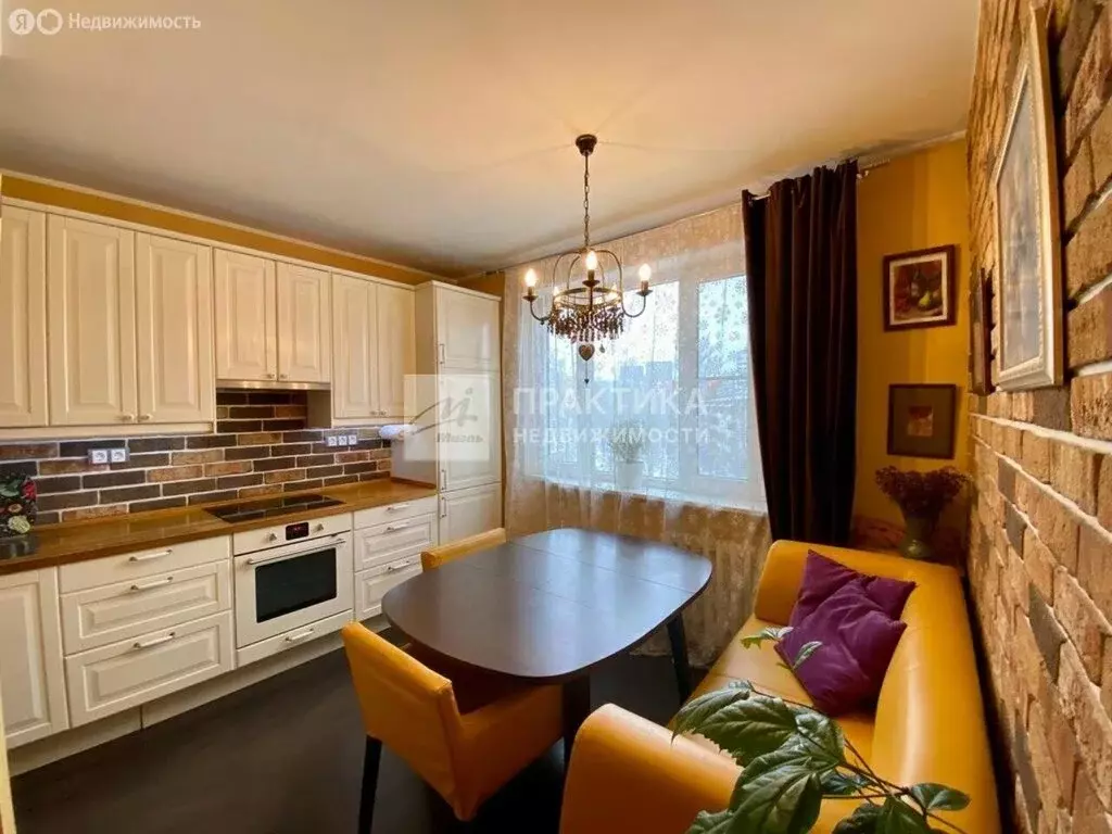 3-комнатная квартира: Москва, Ангарская улица, 22к1 (74.4 м) - Фото 1