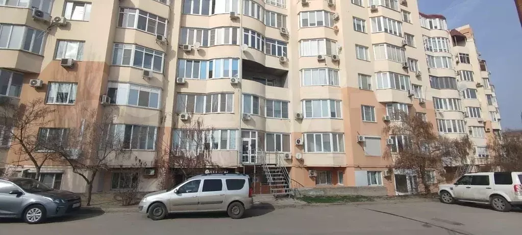 Офисное помещение в крупном жилмассиве 191,5 м - Фото 1