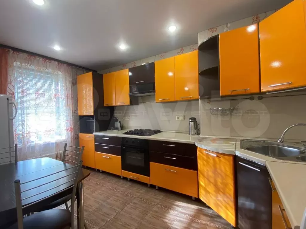 2-к. квартира, 41,9 м, 1/9 эт. - Фото 0
