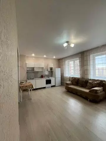 1-к. квартира, 50 м, 13/19 эт. - Фото 0