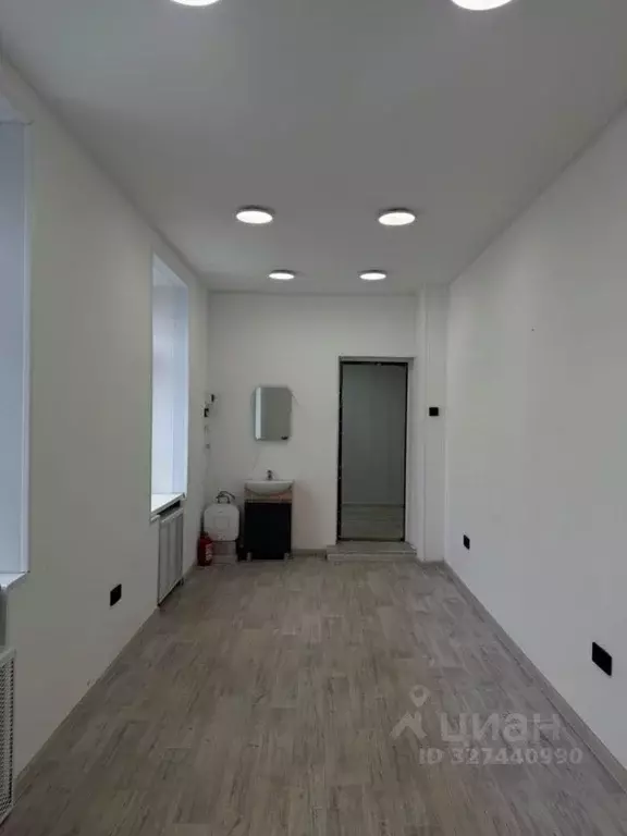 Помещение свободного назначения в Московская область, Электросталь ул. ... - Фото 1