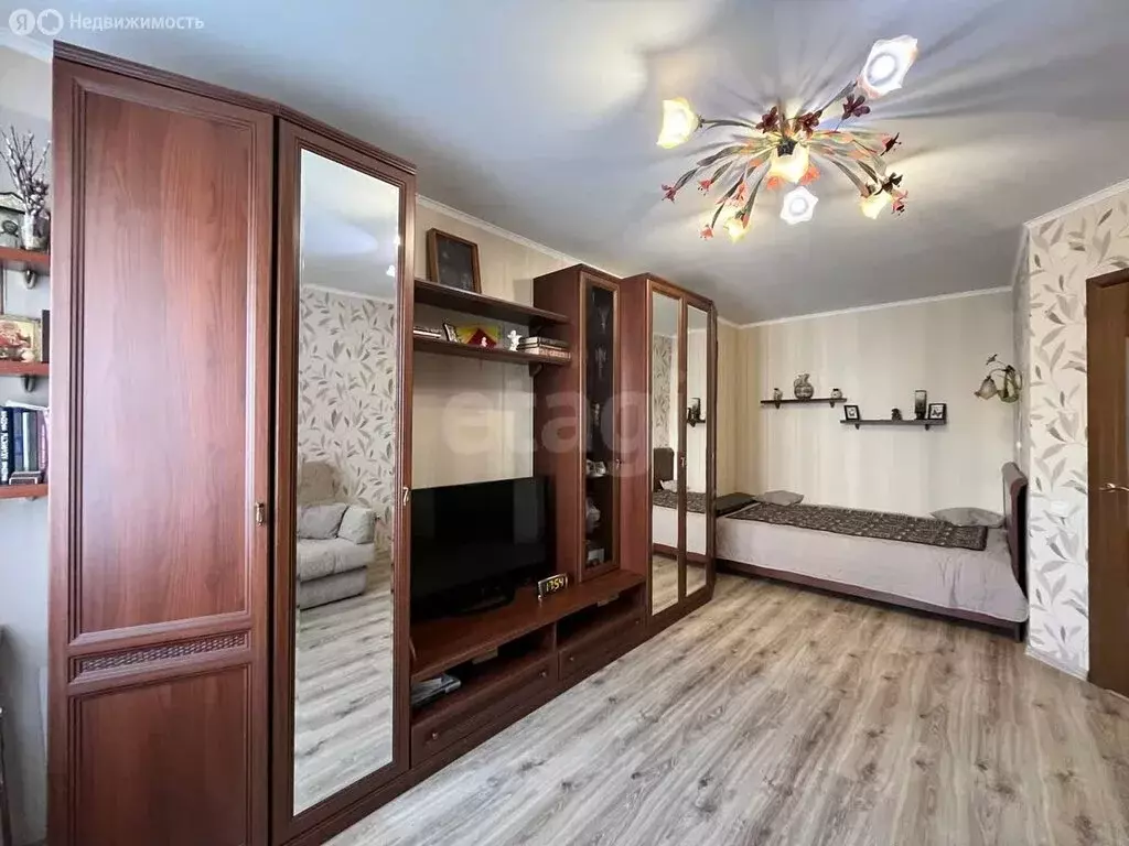 1-комнатная квартира: Зеленодольск, улица Комарова, 14Бк1 (38.6 м) - Фото 1