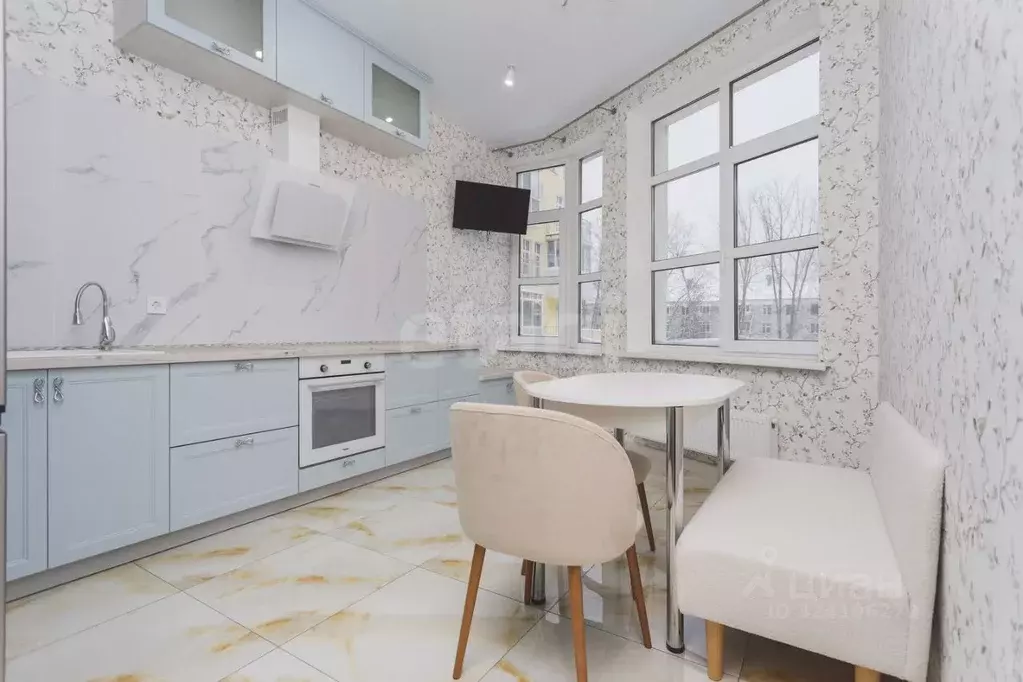 1-к кв. Башкортостан, Уфа Первомайская ул., 8 (45.1 м) - Фото 1