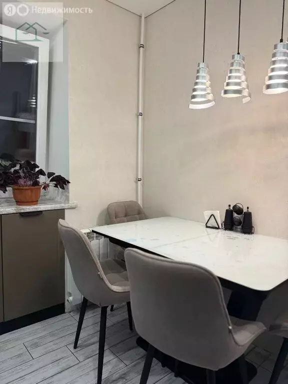 3-комнатная квартира: Воронеж, улица 121-й Стрелковой Дивизии, 58 ... - Фото 1