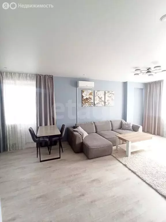 1-комнатная квартира: Абакан, улица Кирова, 214 (52.7 м) - Фото 1