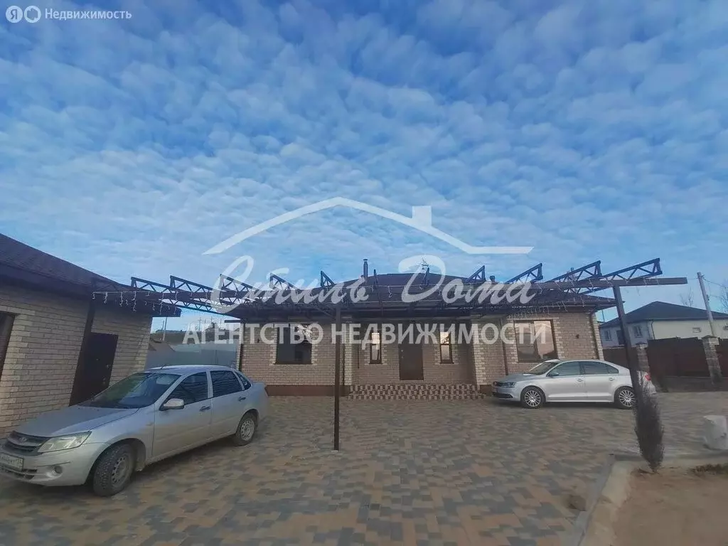 Дом в Волгоградская область, рабочий посёлок Городище, улица имени ... - Фото 1