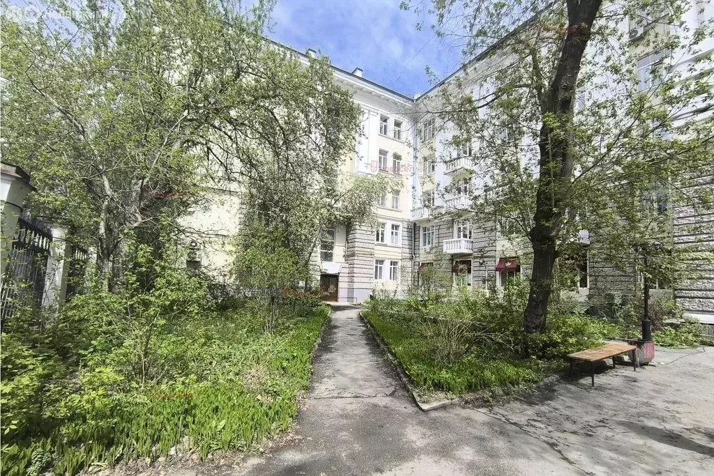 3-комнатная квартира: Екатеринбург, Московская улица, 29 (69 м) - Фото 1