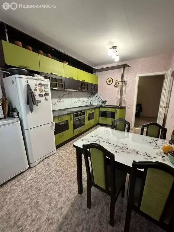 3-комнатная квартира: Барнаул, Лазурная улица, 52 (76.8 м) - Фото 2